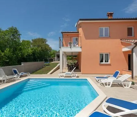 Haus Paola Labin (Istria)